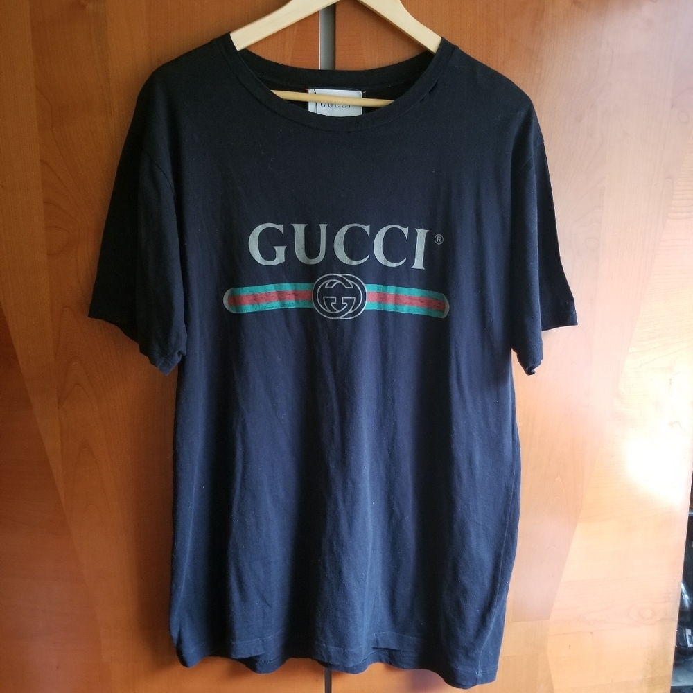 🆕  Gucci logo T-shirt - Picture 2 of 16